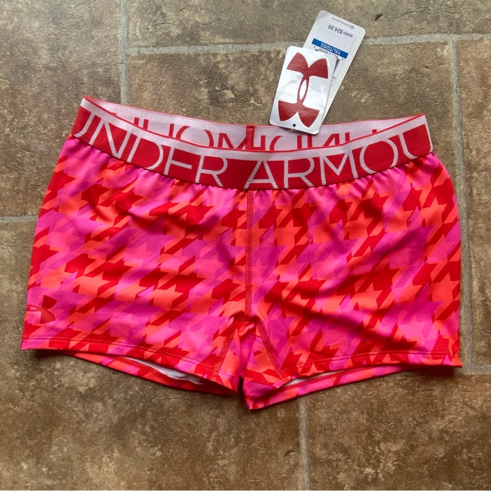 NEW! Under Armour Youth XL Shorts
